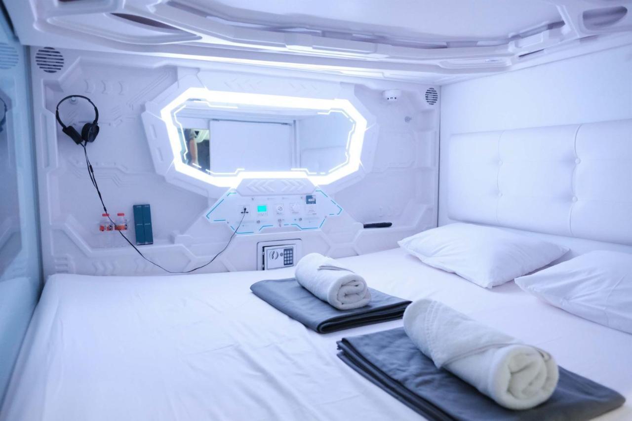 בנדונג Hotel Shakti Capsule מראה חיצוני תמונה